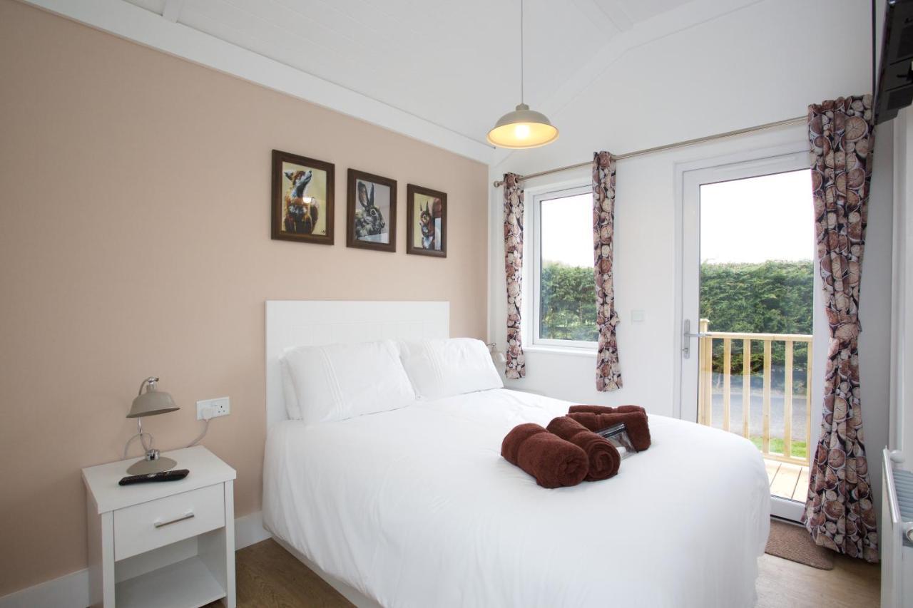 Braidhaugh Holiday Lodge And Glamping Park Крифф Экстерьер фото